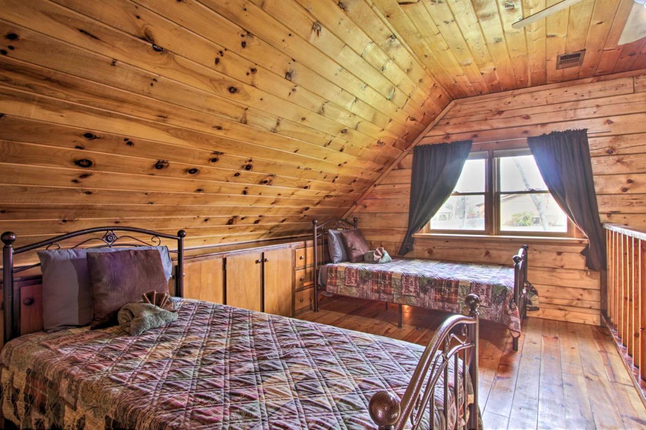 Rustic Cabin With Screened Deck 8 Mi To Dollywood Sevierville Zewnętrze zdjęcie